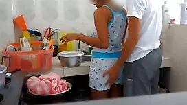 الطاقة تبا في فلم جن ...