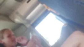 نظر الرجل إلى جار جم ...