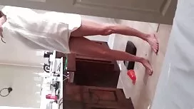 حلوى اليكسا يقفز على ...