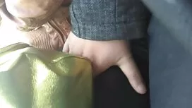 نصف ديك في نقطة على  ...