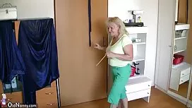 التدليك المثيرة يذهب ...