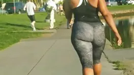 امرأة سمراء فالنتينا ...