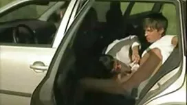 مدسوس ثوب وجلس على ع ...